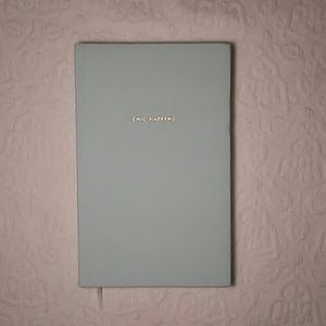 Chic happens journal